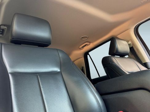 Used 2022 Ford Expedition XLT RWD image 30