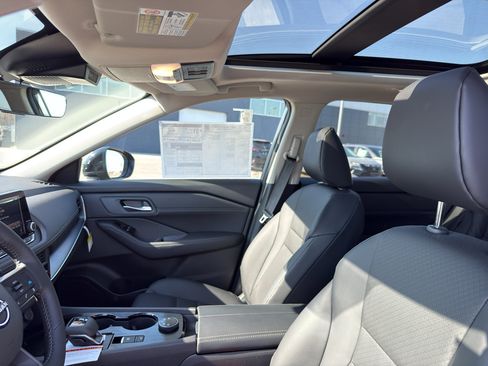 New 2026 Nissan Rogue SV AWD/4WD image 26