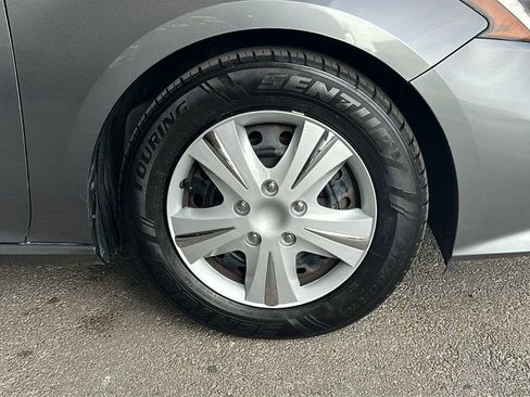 Used 2020 Nissan Altima 2.5 S FWD image 15