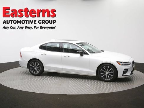 Used 2022 Volvo S60 B5 Inscription FWD image 47