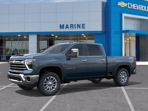 New 2026 Chevrolet Silverado 2500 LTZ w/ LTZ Premium Package AWD/4WD image 2