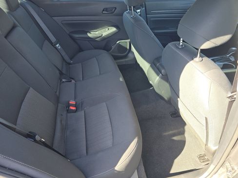 Used 2024 Nissan Altima 2.5 SV image 21