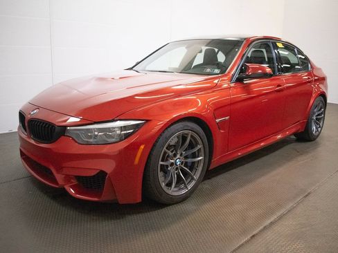 Used 2018 BMW M3 RWD image 8