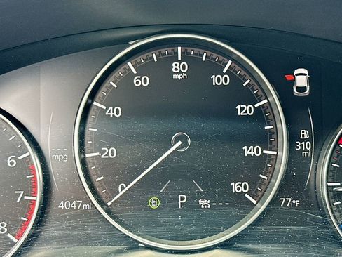 Used 2025 MAZDA CX-30 Carbon image 13