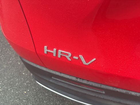 Used 2023 Honda HR-V Sport image 7