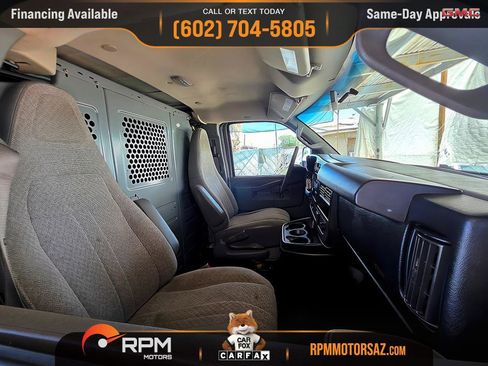 Used 2017 GMC Savana 2500 image 10