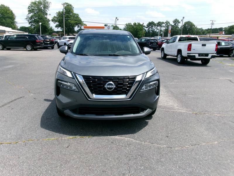 Used 2023 Nissan Rogue SV FWD image 3