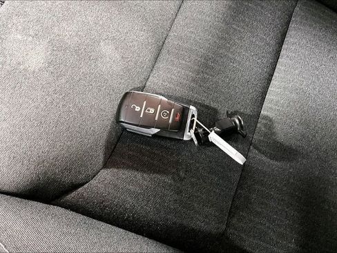 Used 2022 RAM 1500 Big Horn image 33