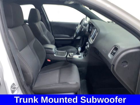 Used 2021 Dodge Charger SXT w/ Driver Convenience Group image 11