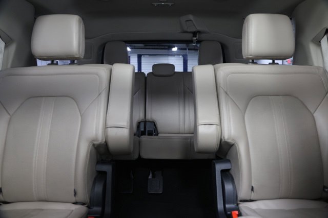 Used 2023 Ford Expedition Limited AWD/4WD image 33