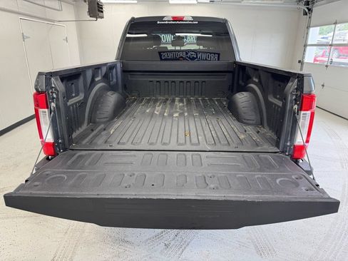Used 2018 Ford F250 XL w/ STX Appearance Package AWD/4WD image 6