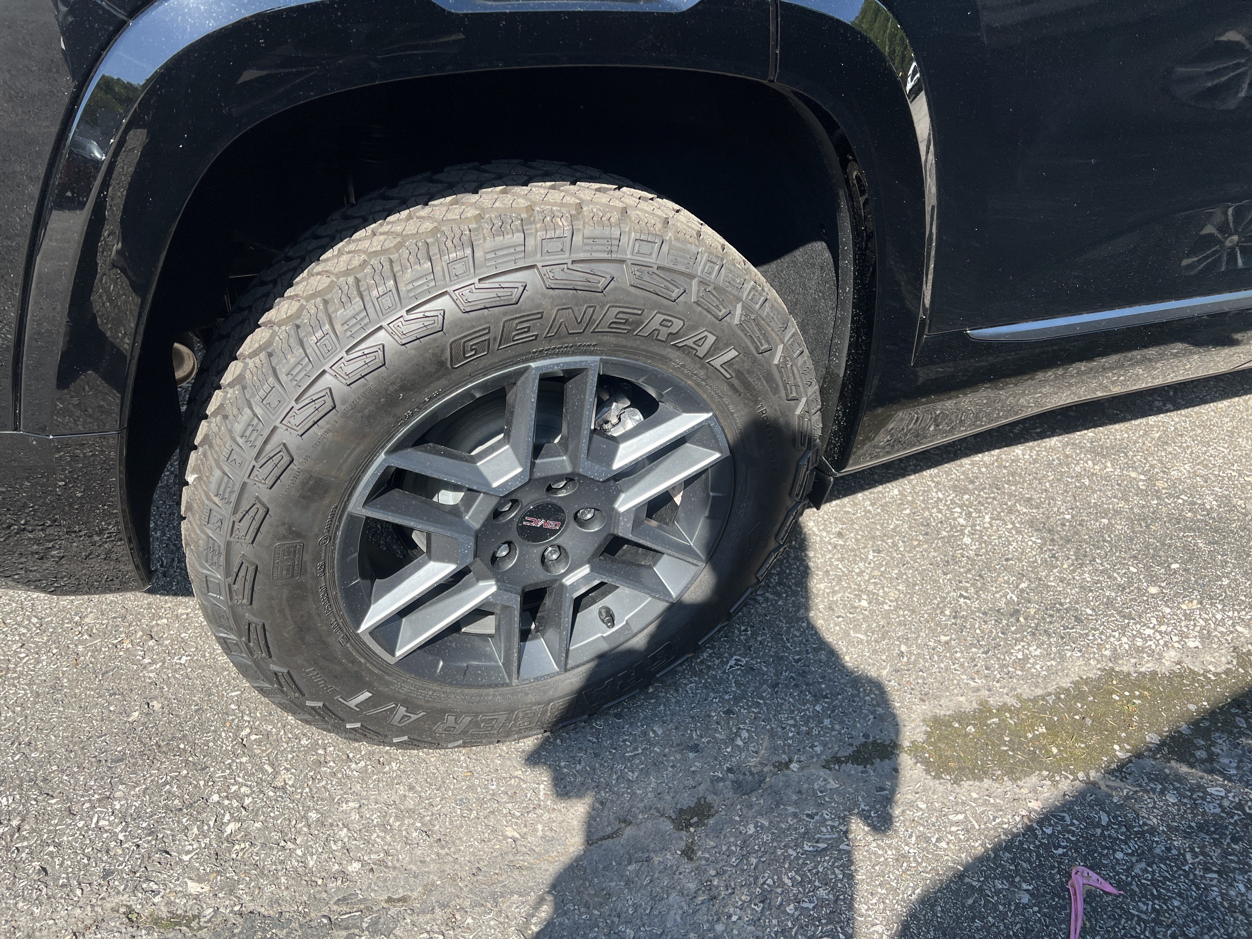 New 2026 GMC Terrain AT4 w/ Technology Package II AWD/4WD image 15
