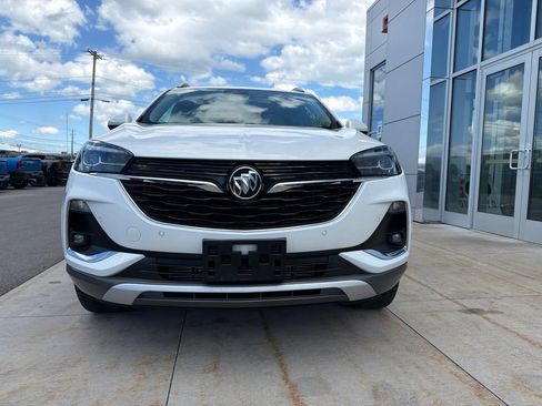 Used 2021 Buick Encore GX Essence w/ Advanced Technology Package AWD/4WD image 4