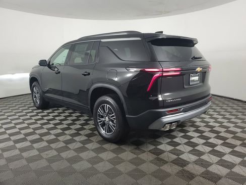 New 2026 Chevrolet Traverse LT image 6
