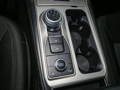 Used 2022 Ford Explorer XLT image 28