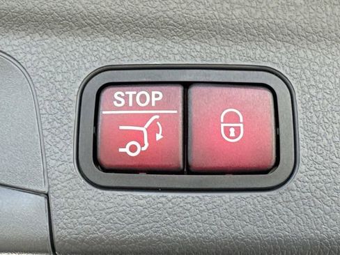 Used 2020 Mercedes-Benz GLE 580 4MATIC image 13