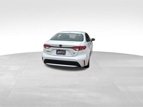Used 2022 Toyota Corolla LE image 7