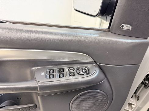 Used 2004 Dodge Ram 2500 Truck SLT w/ Trailer Tow Group image 18