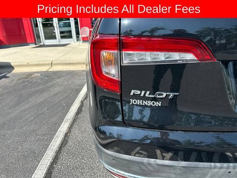 Used 2021 Honda Pilot Touring image 5