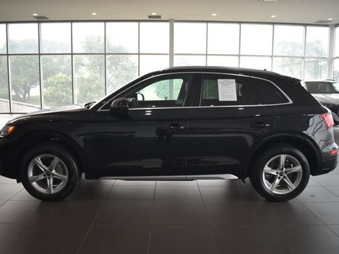 Used 2021 Audi Q5 2.0T Premium w/ Convenience Package AWD/4WD image 4
