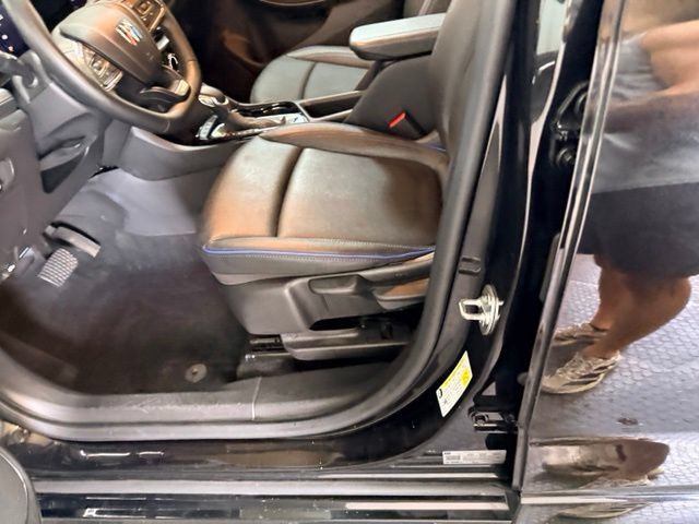 Used 2025 Buick Encore GX Sport Touring AWD/4WD image 22