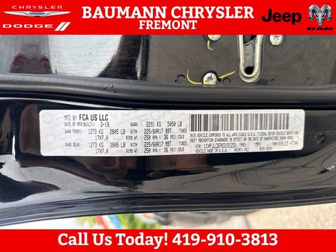 Used 2019 Jeep Cherokee Latitude w/ Popular Appearance Group FWD image 30