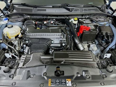Used 2025 Lincoln Corsair AWD image 33