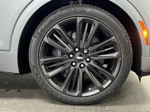 New 2026 Cadillac Lyriq V w/ Exterior Carbon Fiber Package image 11