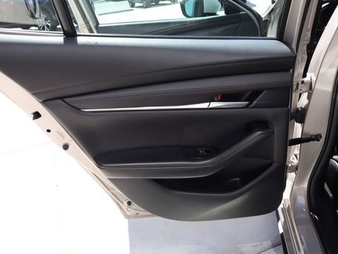 Used 2025 MAZDA MAZDA3 s FWD image 25
