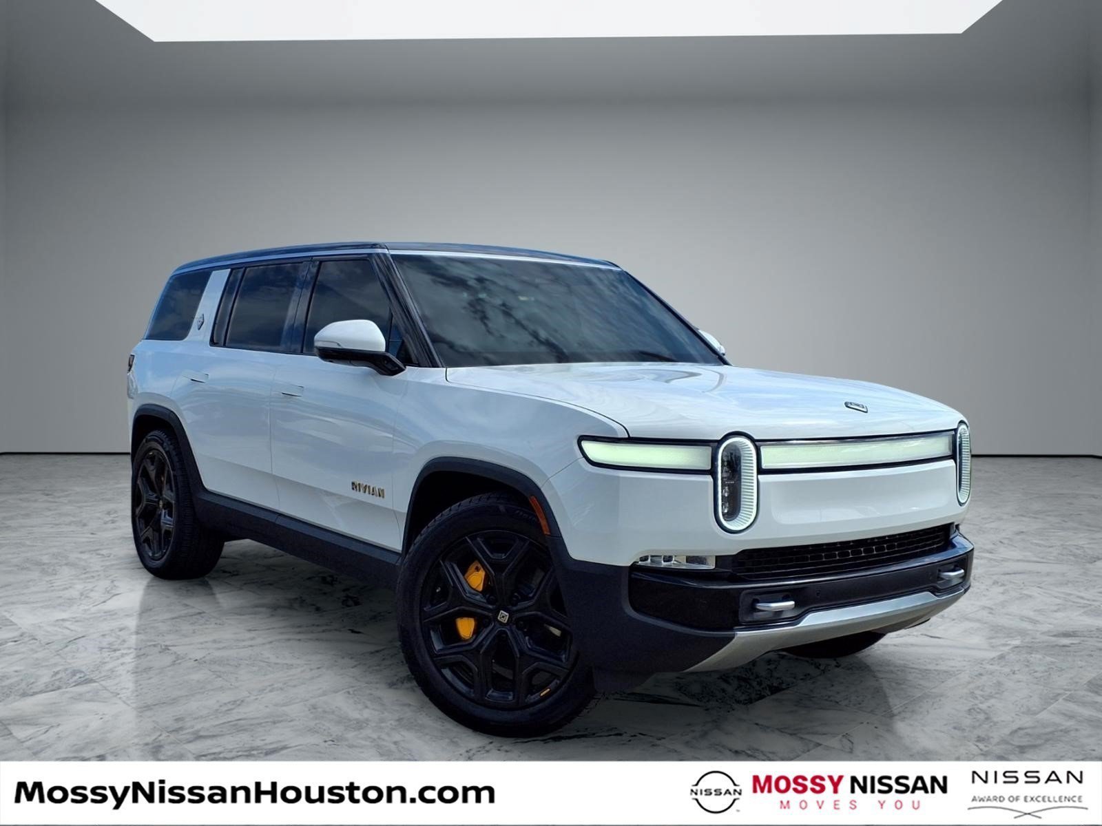 Used 2023 Rivian R1S Launch Edition Quad AWD/4WD image 1