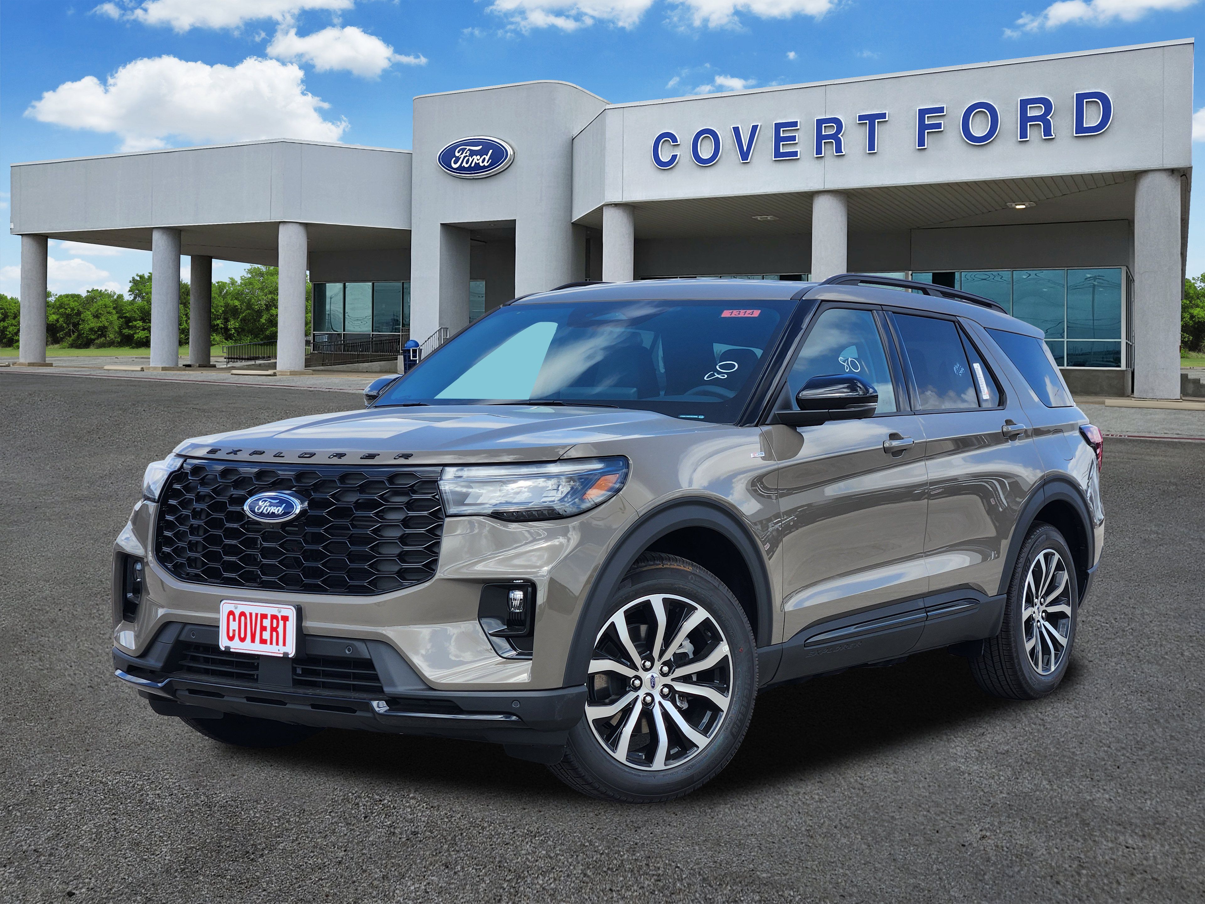 New 2026 Ford Explorer ST-Line RWD image 1