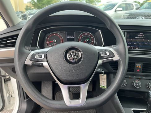Used 2019 Volkswagen Jetta S w/ Driver Assistance Package FWD image 19