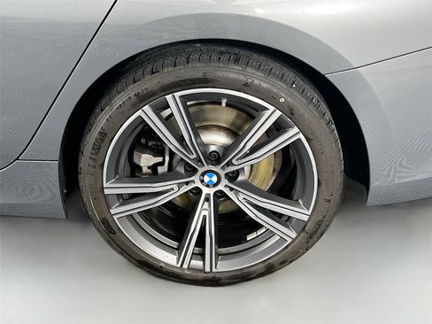 Certified 2024 BMW 330i xDrive Sedan w/ Premium Package AWD/4WD image 30