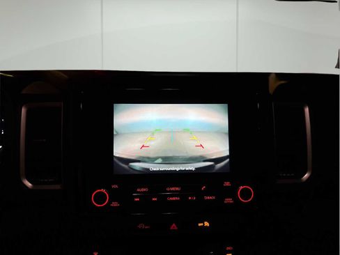 Used 2024 Nissan Frontier SL w/ Technology Package image 24