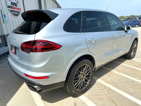 Used 2018 Porsche Cayenne Platinum Edition AWD/4WD image 8