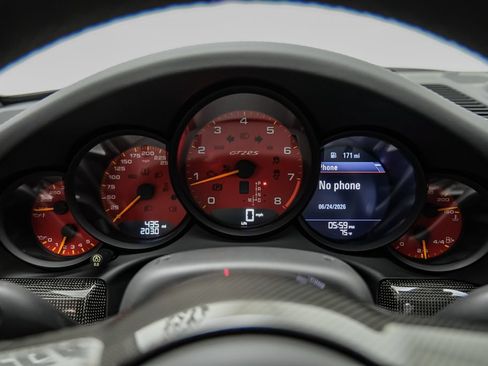 Used 2018 Porsche 911 GT2 RS RWD image 17
