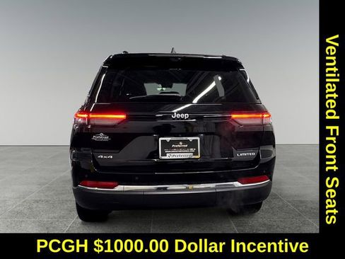 Used 2024 Jeep Grand Cherokee Limited w/ Luxury Tech Group II image 23