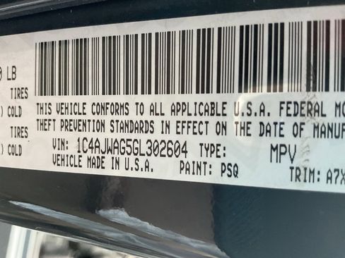 Used 2016 Jeep Wrangler Sport image 30