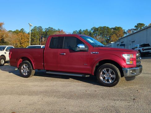 Used 2015 Ford F150 Lariat image 2
