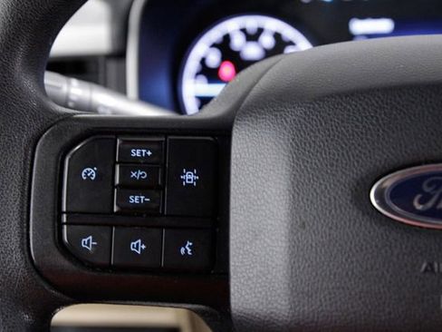 Used 2023 Ford F150 XLT image 25