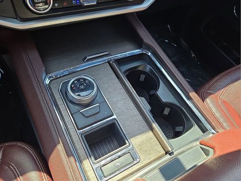 Used 2024 Ford Expedition Max Limited RWD image 32