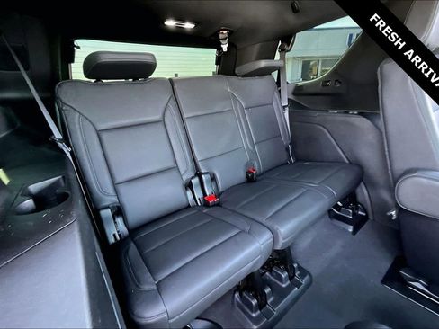 Used 2024 Chevrolet Tahoe Z71 w/ Luxury Package image 24