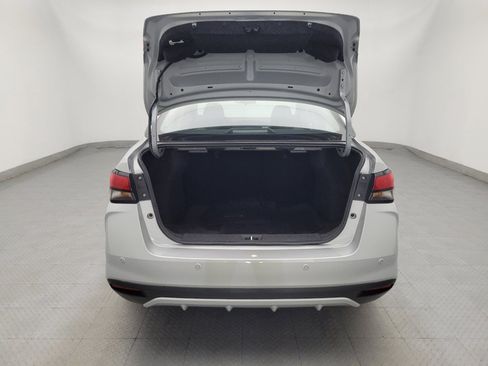 Used 2025 Nissan Versa SV w/ Trunk Package FWD image 29