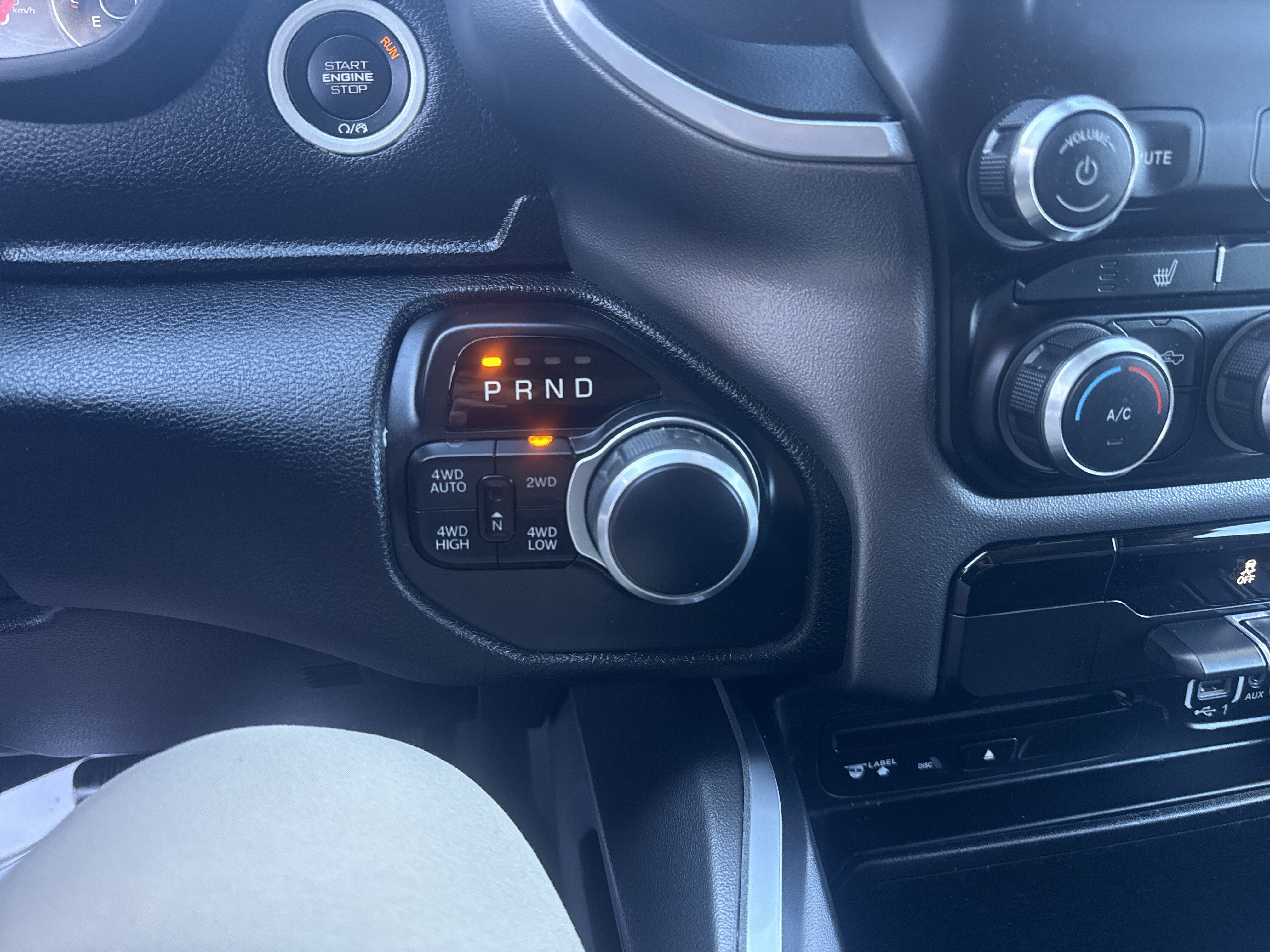 Used 2019 RAM 1500 Big Horn AWD/4WD image 23
