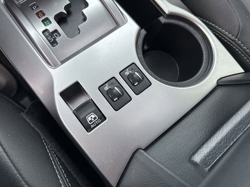 Used 2022 Toyota 4Runner SR5 Premium image 28