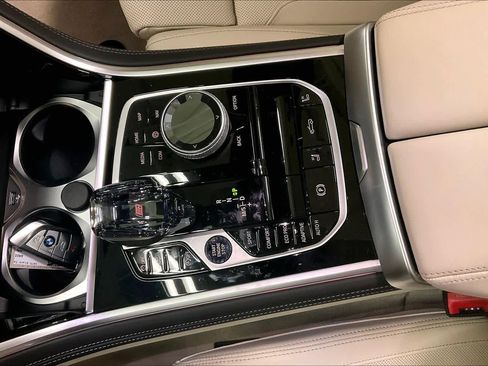 New 2026 BMW 840i Convertible w/ Comfort Seating Package image 7