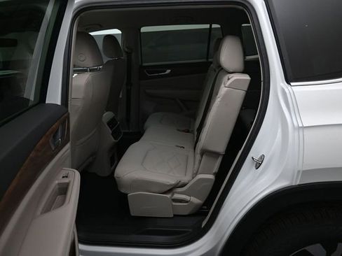 New 2026 Volkswagen Atlas SE image 11