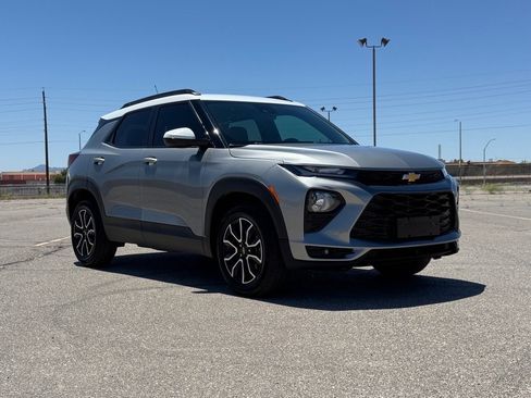 Used 2023 Chevrolet TrailBlazer ACTIV w/ Convenience Package image 2
