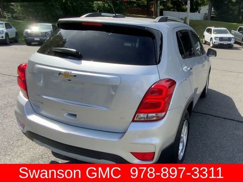 Used 2019 Chevrolet Trax LT w/ LT Convenience Package AWD/4WD image 9