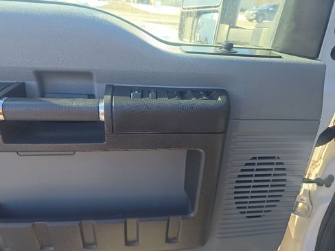 Used 2014 Ford F350 XL w/ Power Equipment Group image 18